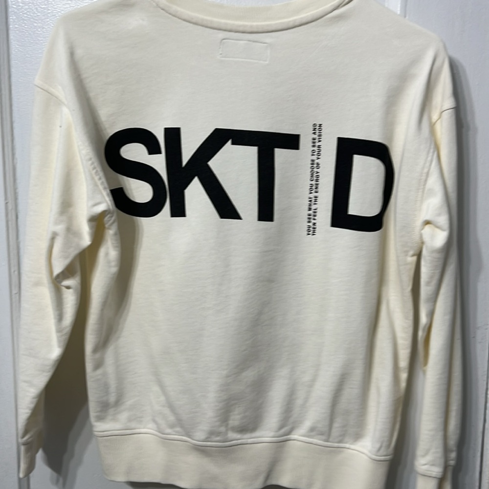 Cream Sweatshirt and Joggers Set with Black Text Zara boys 9 yo - Picture 3 of 6